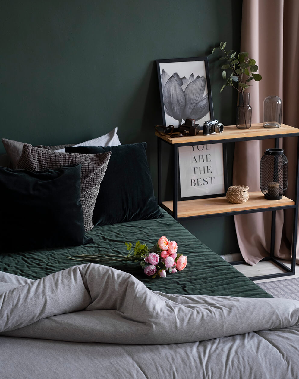Delux Family Room Maintain